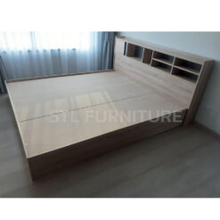 เตียงไม้ขนาด 5 ฟุต ลิ้นชักปลายเตียง จัดส่งลูกค้า