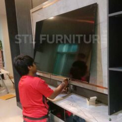 ยึดทีวีติดผนังให้ลูกค้า