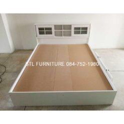 เตียงสีขาวมีลิ้นชัก