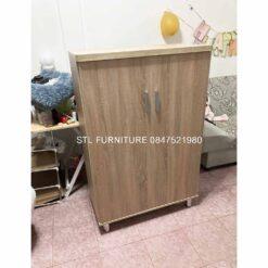 ตู้รองเท้ามีขา