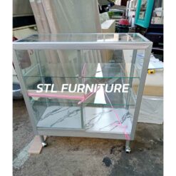 ตู้กระจกขายของมีล้อ