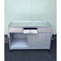 ตู้เคาน์เตอร์ขายอาหารอลูมิเนียม ล้อมีเบรก ภายใน