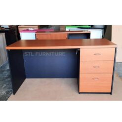 โต๊ะทำงาน 150 cm 3 ลิ้นชัก สีเชอร์รี่ตัดสีดำ