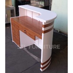 มุมทแยง โต๊ะเคาน์เตอร์โค้ง 150 cm 4 ลิ้นชัก สีสักตัดสีขาว