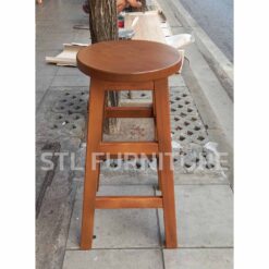 เก้าอี้กลมไม้จริง สูง 30 นิ้ว ด้านหน้า