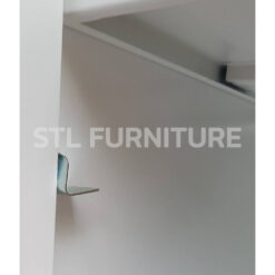 ตู้เสื้อผ้าบานเลื่อน 120 cm สีขาว กระจกเงาข้าง มีขา thaiyo ชั้นปรับได้